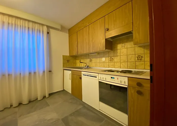 Bernina 1865 By Kleos Group Collection